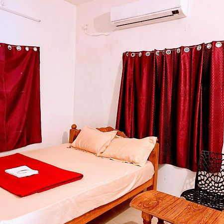 Virāmpattinam Gt Guest House מראה חיצוני תמונה
