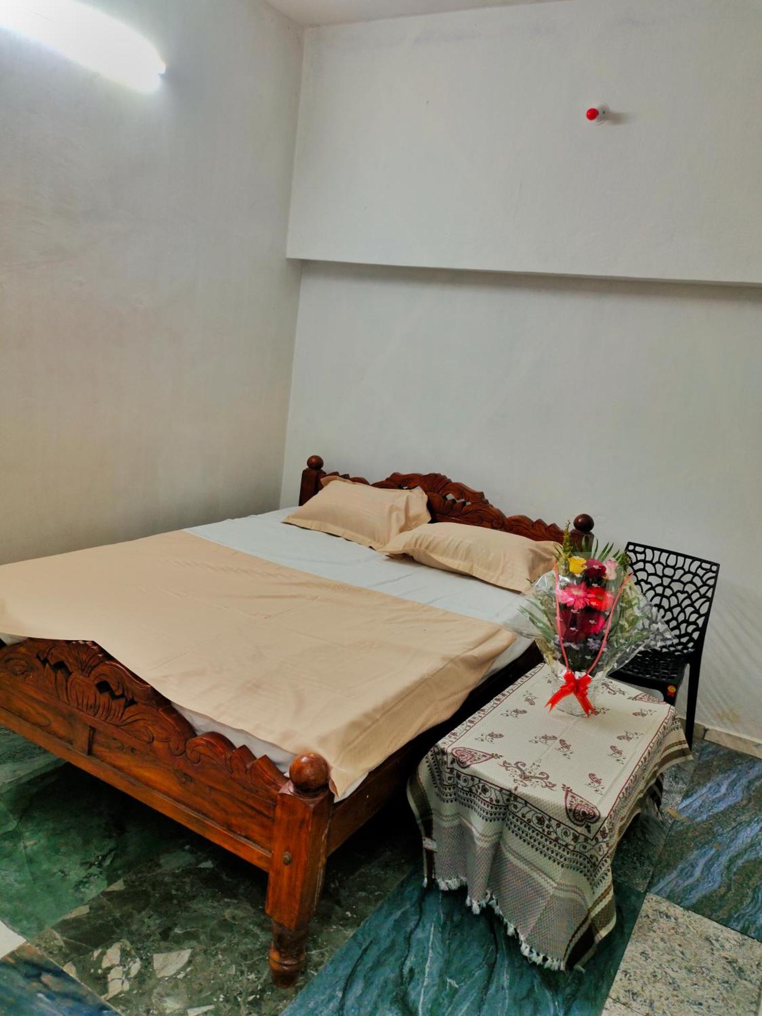 Virāmpattinam Gt Guest House מראה חיצוני תמונה