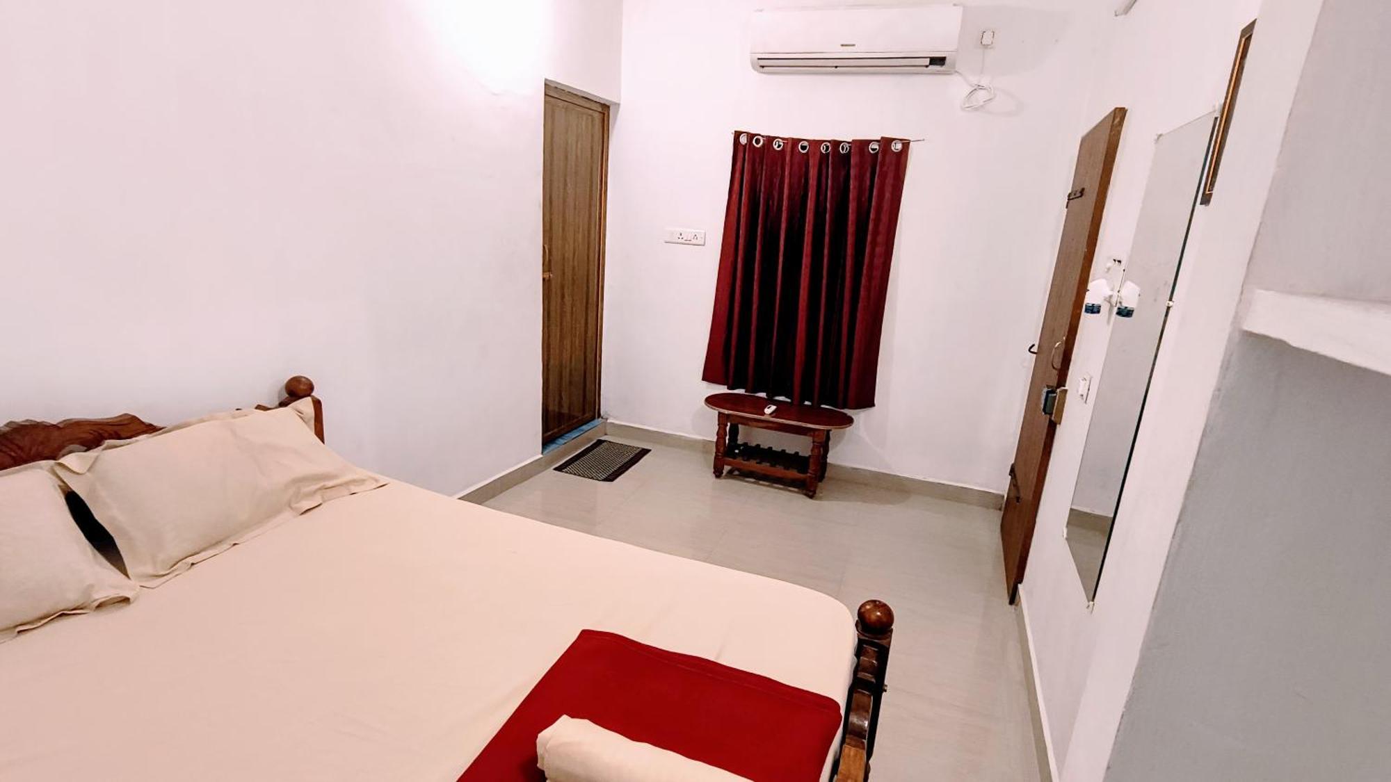 Virāmpattinam Gt Guest House מראה חיצוני תמונה